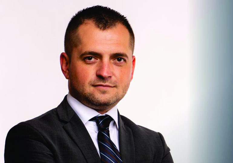Ciprian Pandea: Iliuță e ca un vătaf stabilește,ia,transferă... e ca la echipa de fotbal îi duce în liga I după care îi retrogradează...