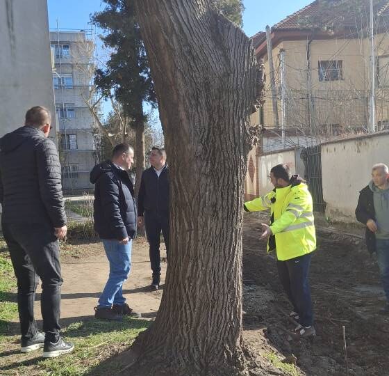 Marius Dulce-Să știți că nu am renunțat la curățenia dintre blocuri și la lărgirea segmentelor de drum pe unde, înainte, nu puteau intra autospecialele pompierilor sau ale Ambulanței.