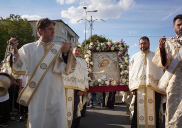 Marius Dulce-Astăzi a fost momentul acela când un oraș se oprește din alergarea lui de zi cu zi și își pleacă fruntea în fața lui Dumnezeu